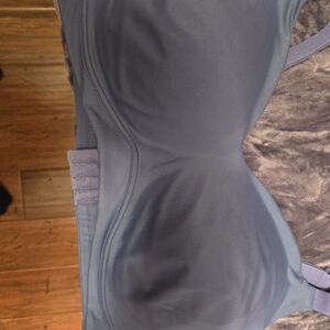 Vanity Fair Blue Bra. No Underwire